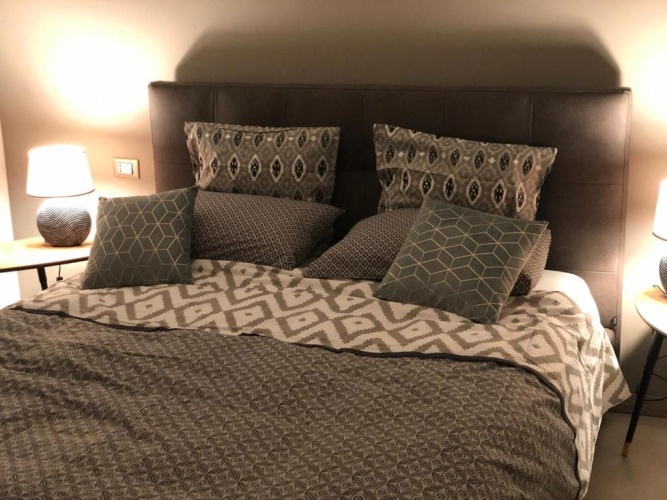 3 Bedrooms Apartment