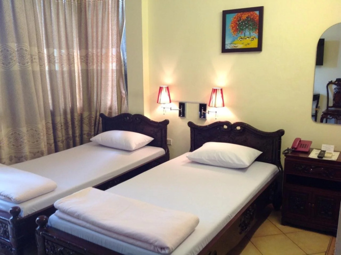 Phong Lan Hotel