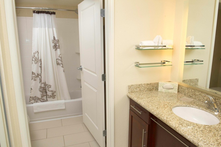 2 Bedrooms Suite