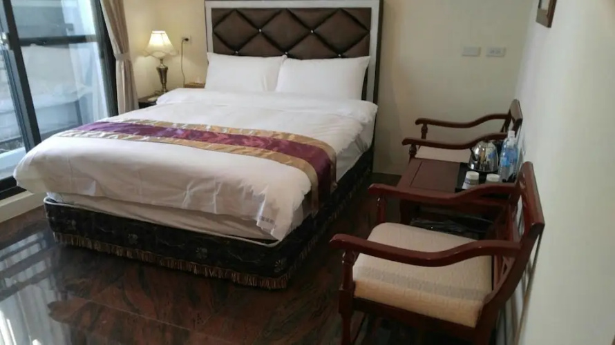 Ya-Go Guest House