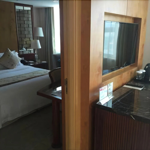 Harbour City Hotel
