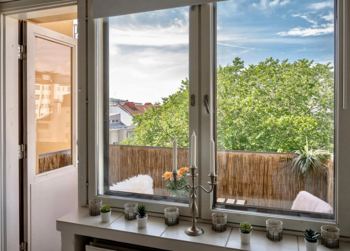 ☆Downtown apartment with views over city rooftops☆