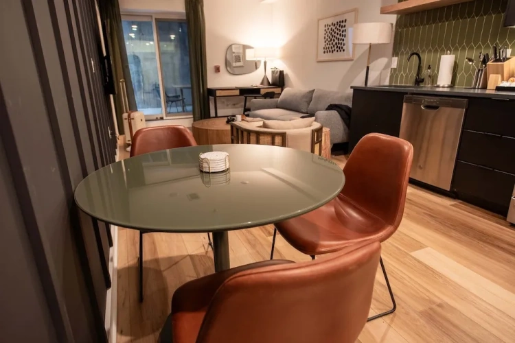 Guest rooms