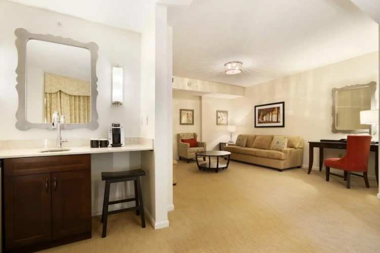 Double Suite