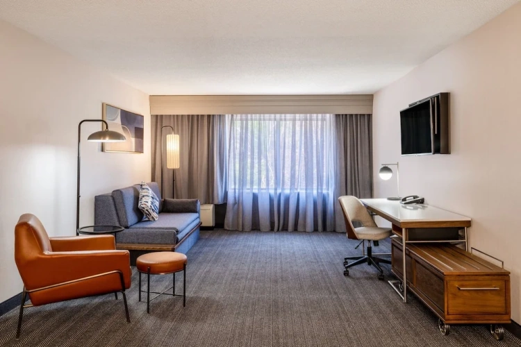 Double Suite
