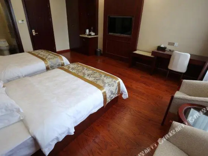 Landing International Hotel