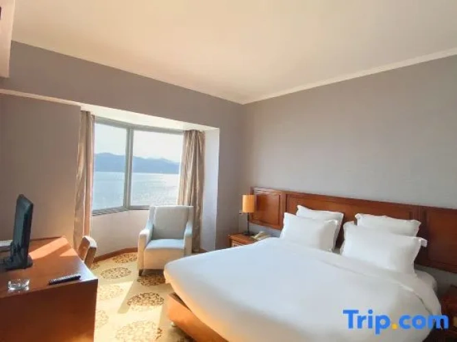 Superior Double Suite with ocean view