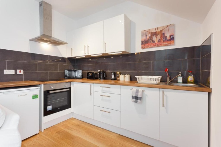 1 Bedroom Apartment