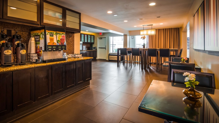 Best Western Plus Rancho Cordova Inn photo 22