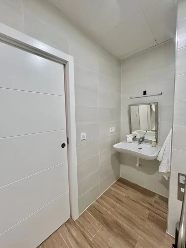 Ifema I in Madrid With 1 Bathrooms