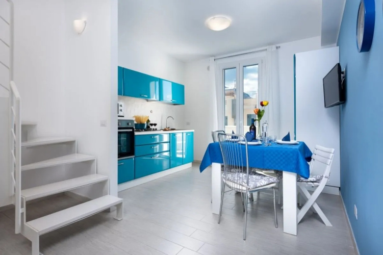 Isule Apartments