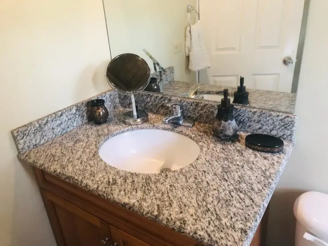 Layla's B&B
