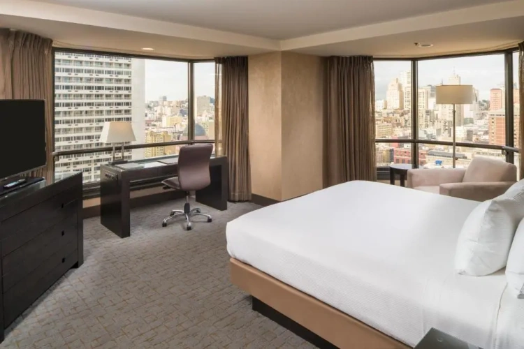 Double Suite with bay view