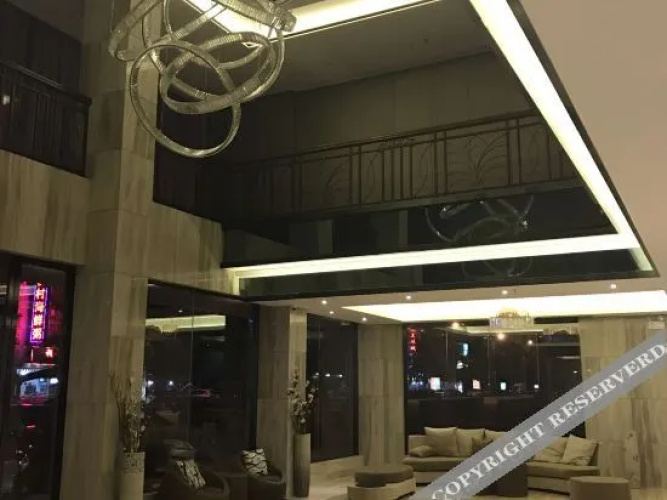Yangchun Shenghua Hotel