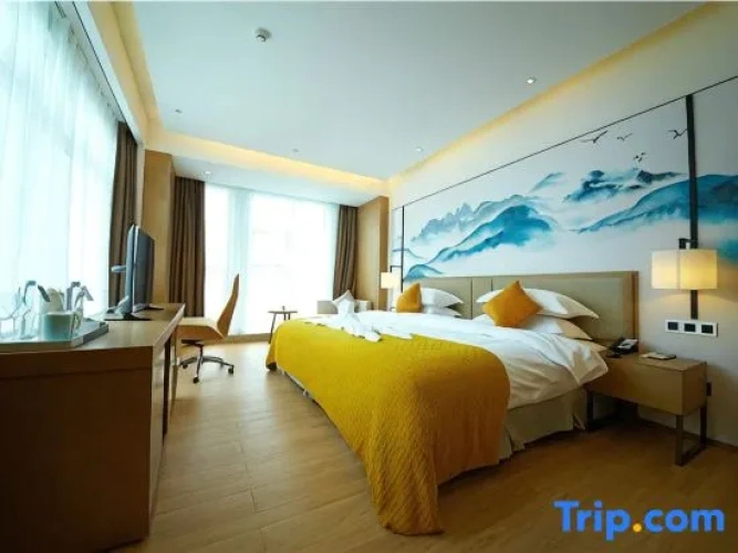 Standard Double room with view