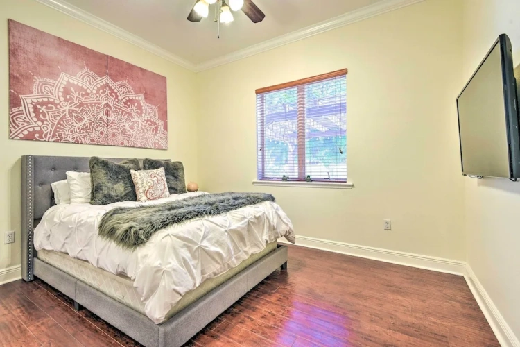 4 Bedrooms Cottage