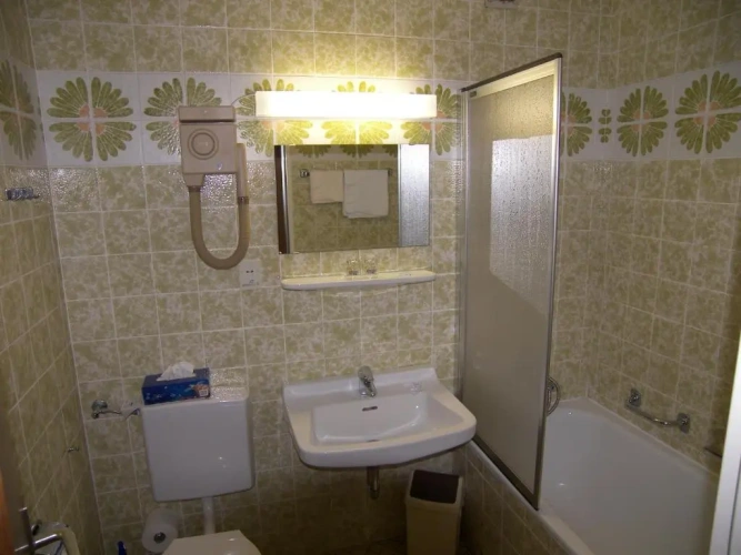 Standard Single room