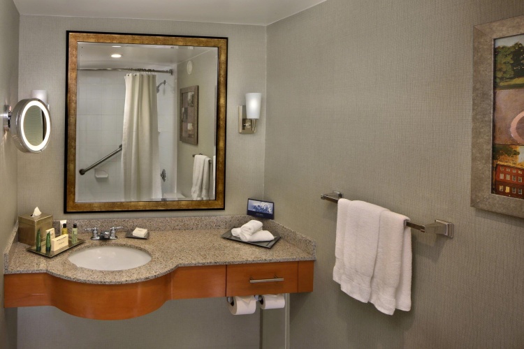 DoubleTree by Hilton Hartford Downtown photo 11
