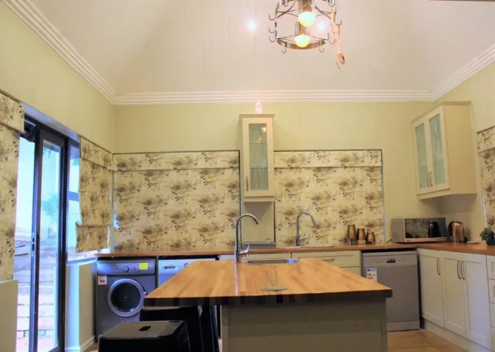 Twin Cottage