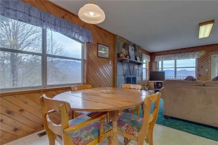 Crestview - Two Bedroom Cabin