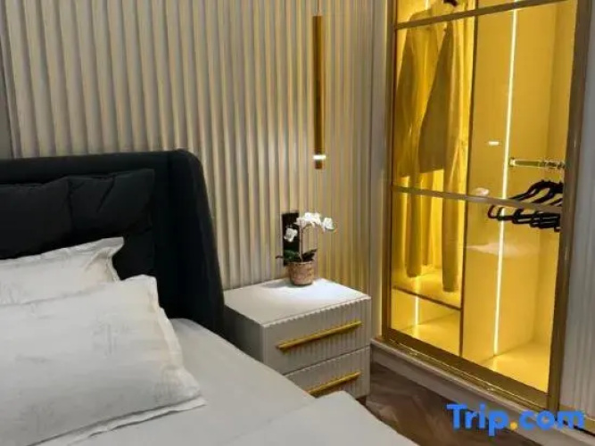 Luxury Suites - Boulevard