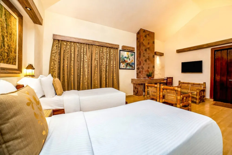 Lemon Tree Wildlife Resort  Bandhavgarh