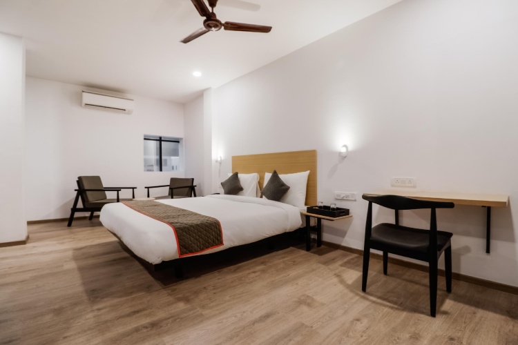 Classic Triple room