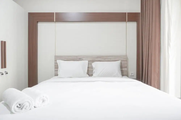 Fancy Designed Studio At Gold Coast Apartment