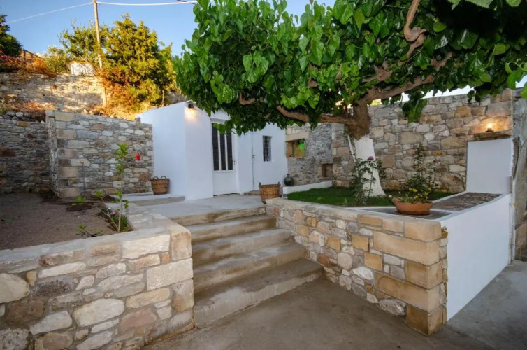 Trouli Rokka House