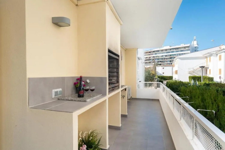 Apartamento Concha junto a playa, CLAVELLS 1 1ER D