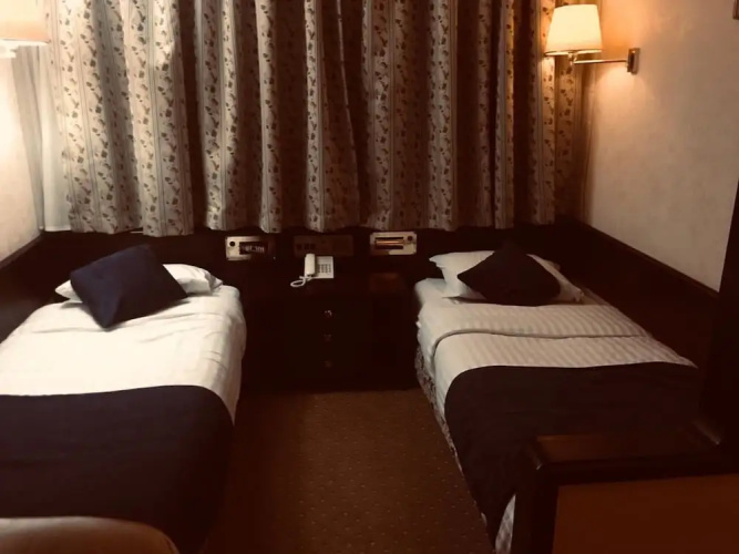 Diamond ship Hotel