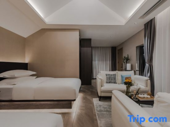 Standard Twin room with sea view