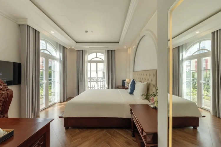 Deluxe Double room with balcony