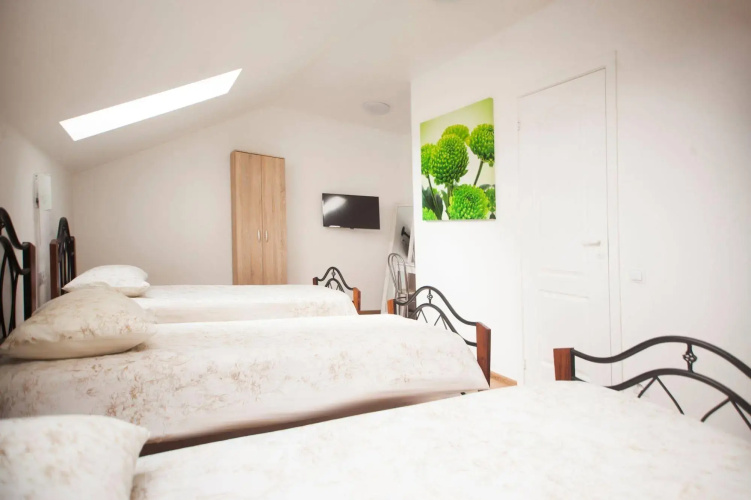 Biplan Hotel