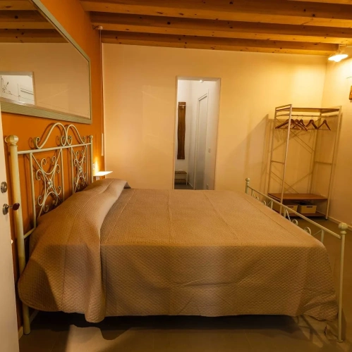Standard Quadruple room with city view