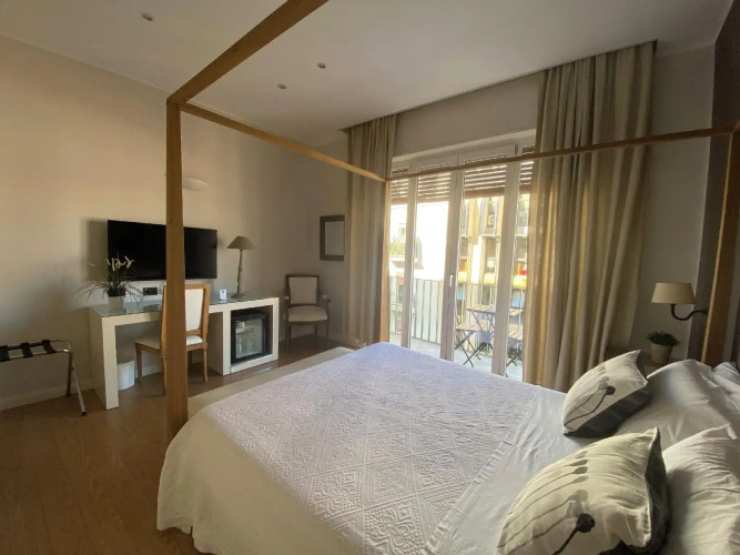 Maxim B&B Suite Rooms