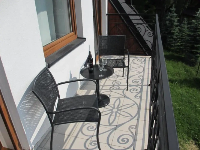 Apartment with balcony