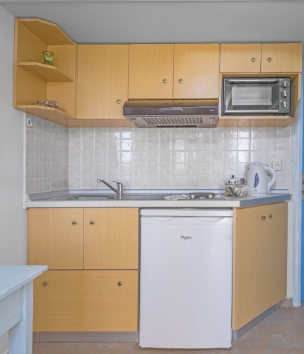 Standard Basement Studio with partial sea view