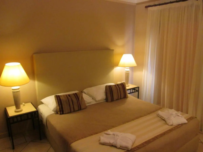 JAZ Neo Ivory Hotel