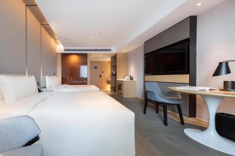 Atour Hotel Wuyue Plaza Anqing
