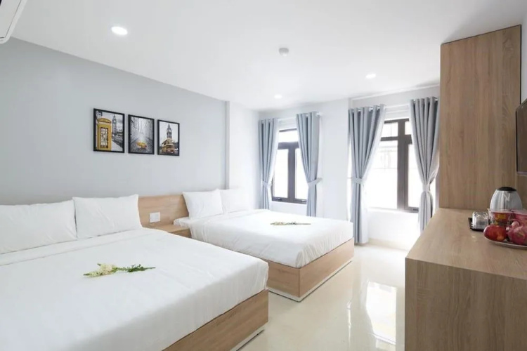 Luna House Danang