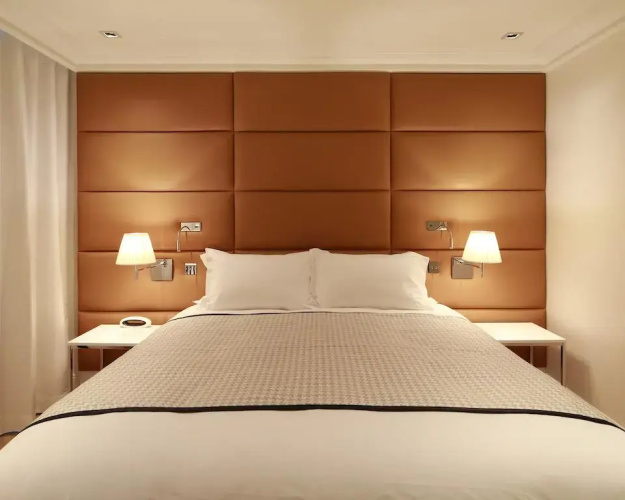 Hotel R De Paris