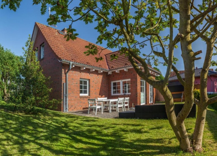 3 Bedrooms Cottage