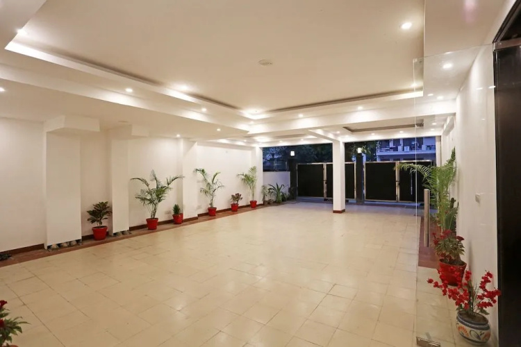 OYO 9997 Sohna Road