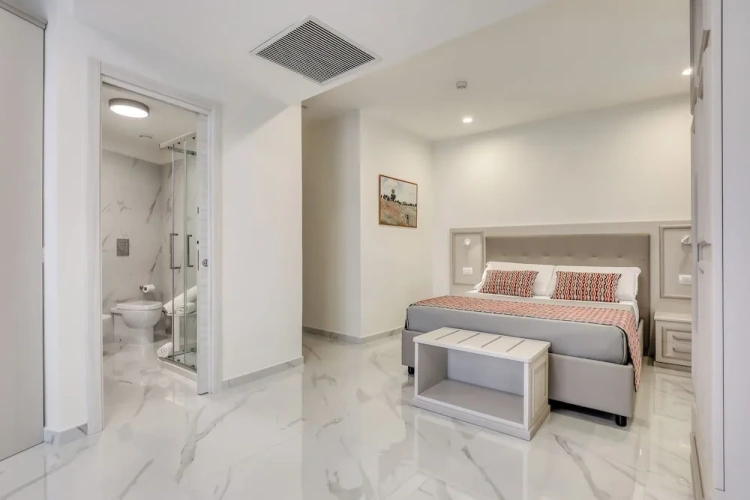 Deluxe Triple room