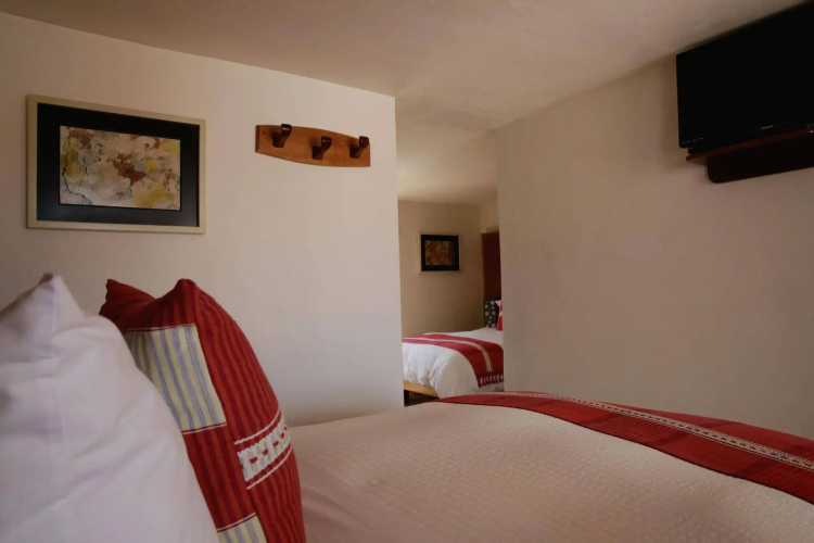 Casa Tsaya Boutique