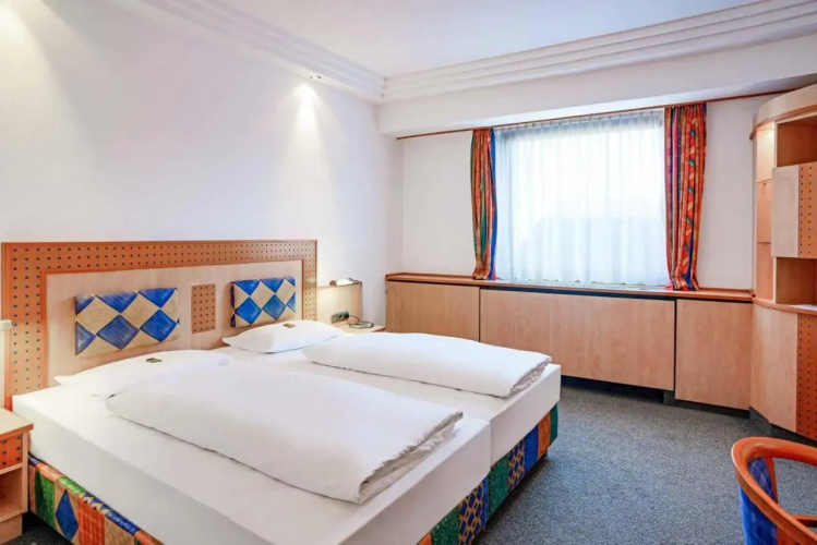 TOP Kongresshotel Europe Stuttgart