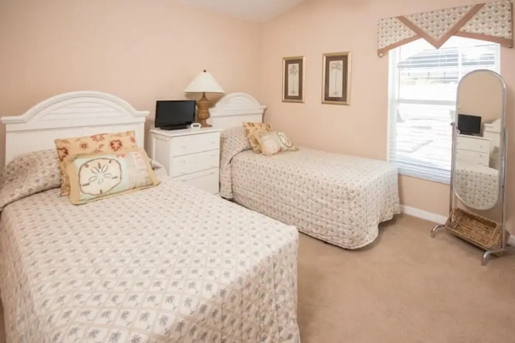 Malcom's West Haven Vacation Home