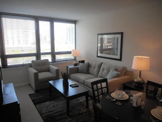 2 Bedrooms Apartment