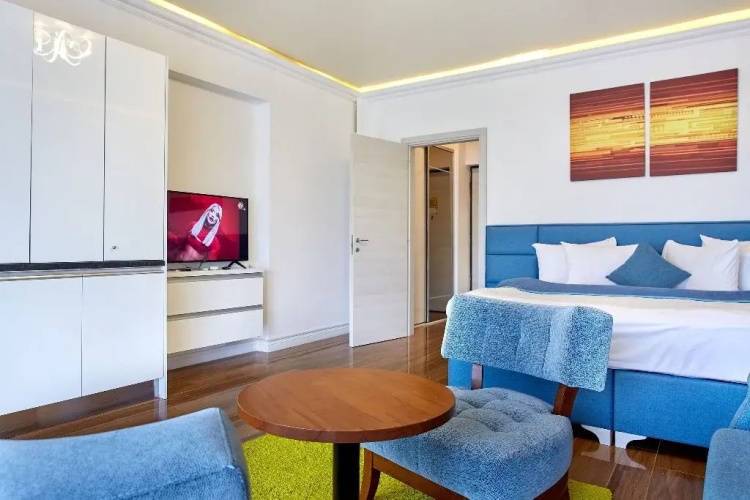 Apartamente WHITE TOWER cm